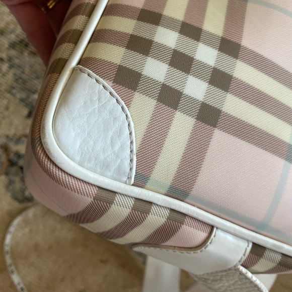 BURBERRY Pink NOVA CHECK Camera/Crossbody Bag(6”x8”)w/removeable LOGO Strap🔥EUC - Picture 5 of 17